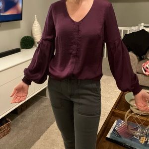 Cabi size small polyester blouse